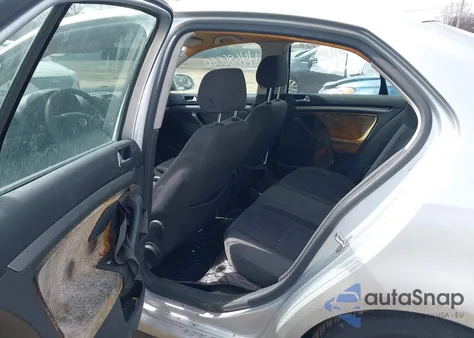 2006 Volkswagen Jetta Value Edition from USA, damaged, VIN 3VWPF71KX6M622565